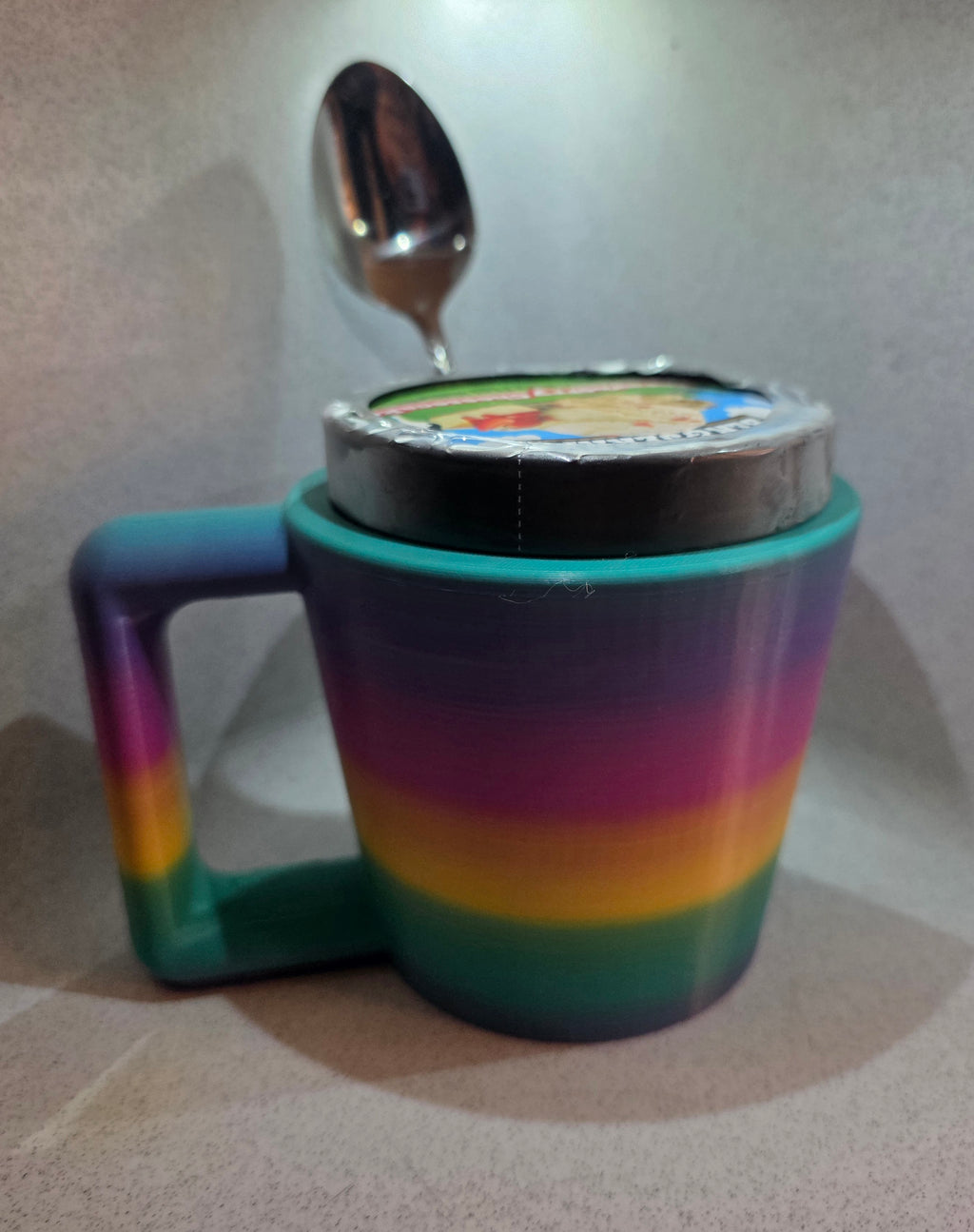 Pint Ice Cream Holder w/spoon holder