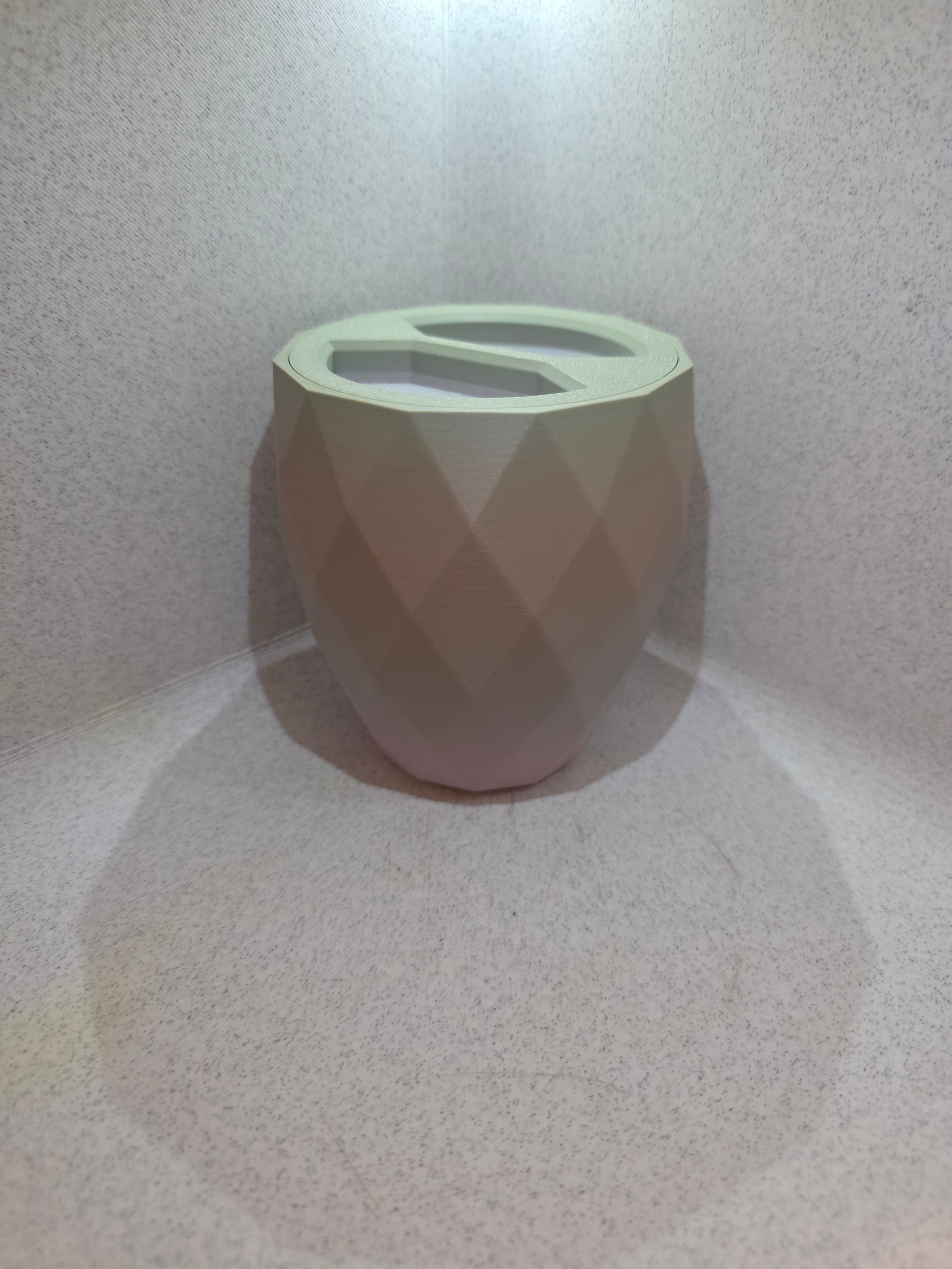 Travel pistachio cup 3D Printed